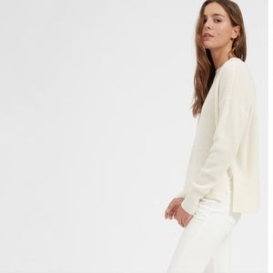 Everlane Cashmere Waffle Crew Sweater in Ivory